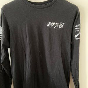 Men's long-sleeve t-shirt